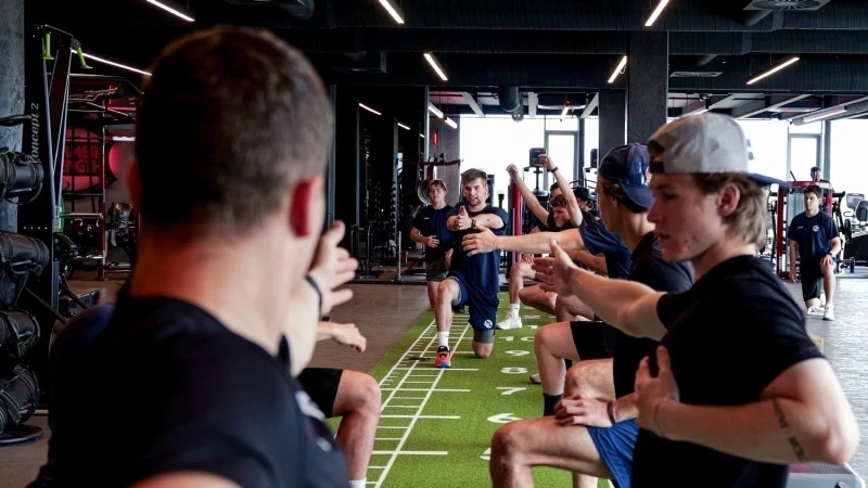 Vítkovice posouvají letní přípravu. Hráči absolvovali speciální program mimo led