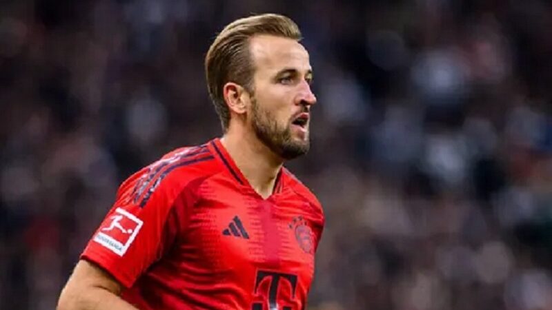 Harry Kane dvěma goly pomohl k výhře Bayernu nad Dortmundem