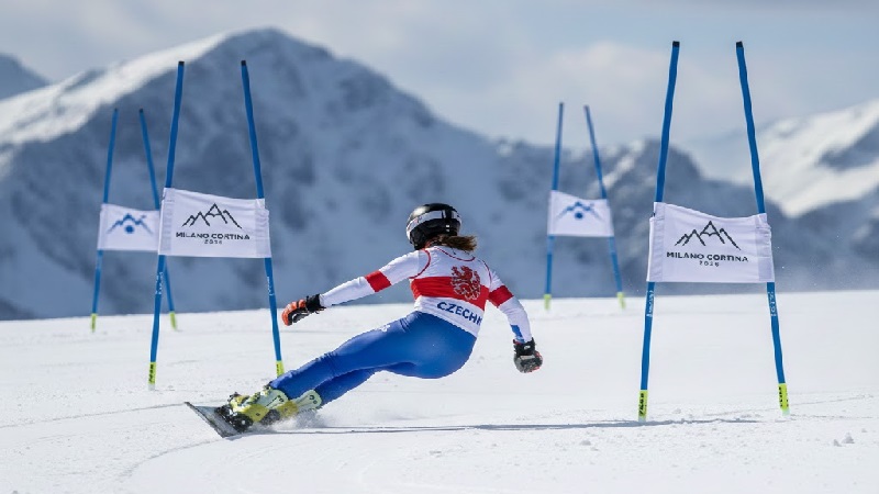 Ester Ledecká a Zuzana Maděrová vyhrály kvalifikaci paralelního obřího slalomu
