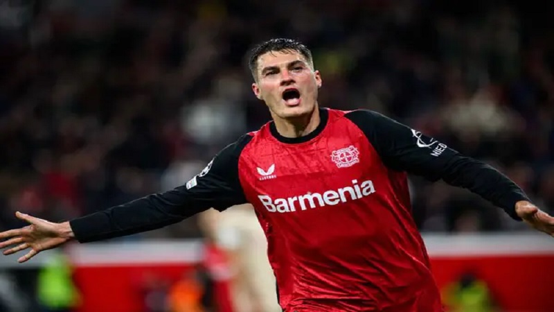 Patrik Schick vstřelil dva goly, Leverkusen však opět ztratil (VIDEO)