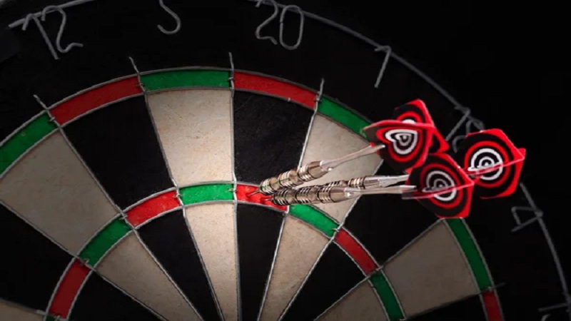 Legenda šipek Phil Taylor slaví 65. narozeniny