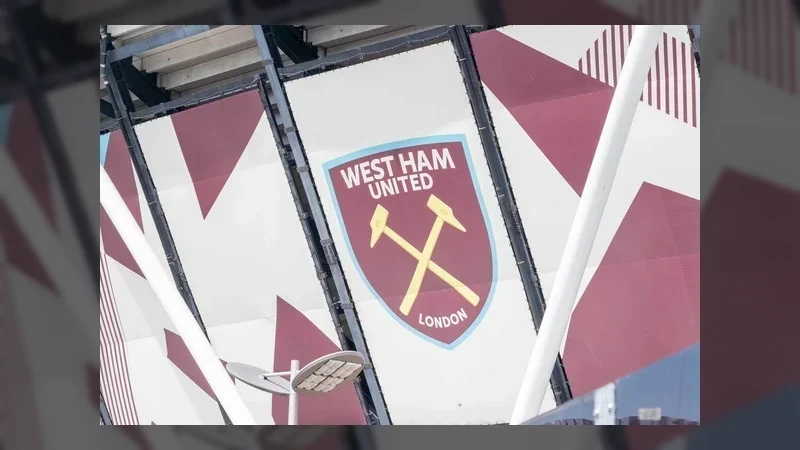West Ham v zápase s QPR uctí památku zesnulého Luďka Mikloška, který hrál za oba týmy