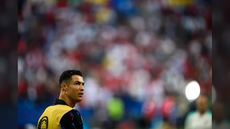 Ronaldo opustil Portugalsko a vrátil se do Saúdské Arábie. Co bude dál?