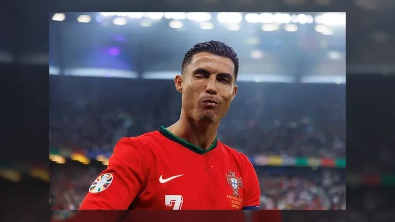Cristiano Ronaldo v reprezentaci končit nehodlá. Trenér prý ale několikrát nedodržel své slovo