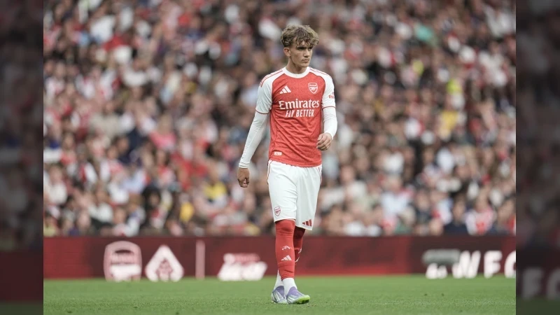 Šestnáctiletý Dowman dal Ipswichi dva góly. Arsenal vyhrál 4:2.
