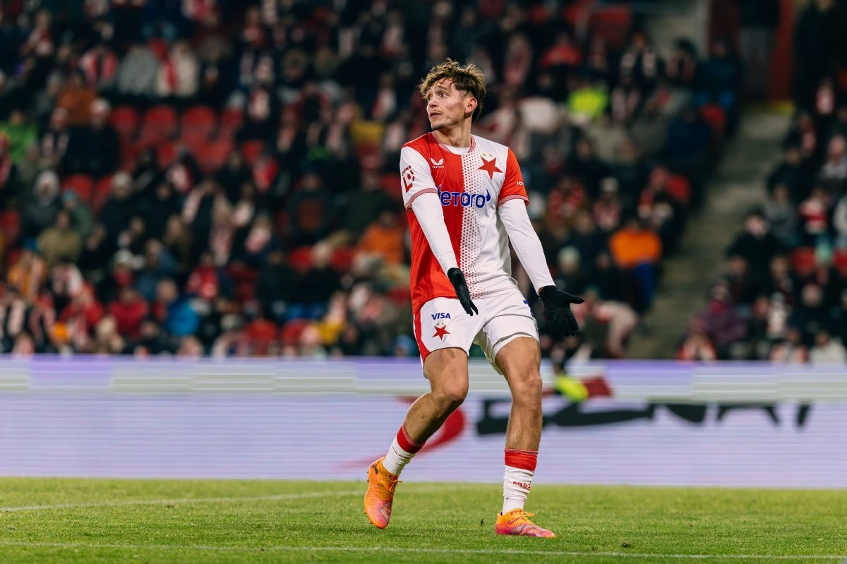 Slavia se na výhru nad Pardubicemi nadřela. Dvěma góly ji zachránil Chytil