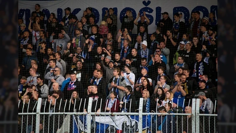 Baník bleskovým gólem šokoval Spartu a po překvapivé výhře postupuje do čtvrtfinále Mol Cupu